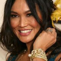 Tia Carrere