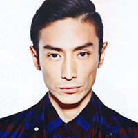 伊势谷友介