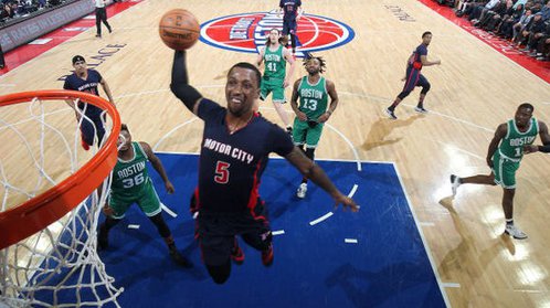 约基奇狂砍三双率队逆转