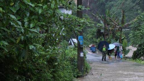 实战验证：中国军用无人机技术世界第一_高清