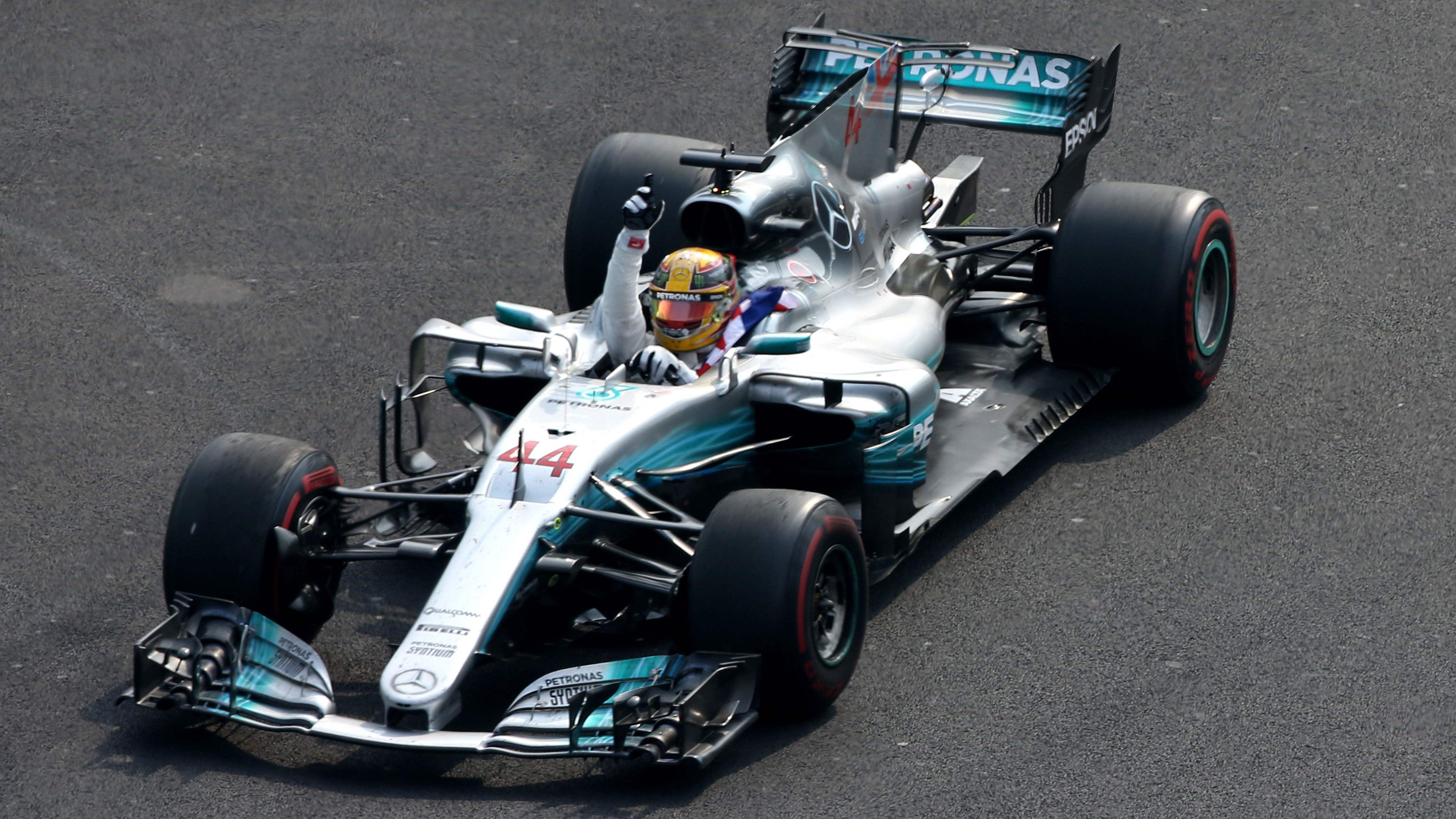 毫厘之差 汉密尔顿单圈速度略逊一筹_f1赛车