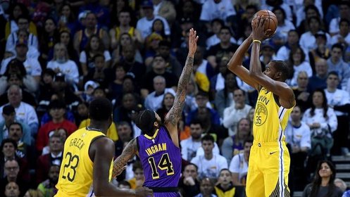 《NBA全场回放》【回放】湖人vs勇士全场纯享紫金军团7人上双豪取惊天大胜_高清