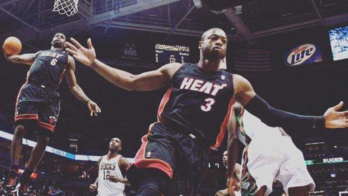 詹眉组合迎战雄鹿双塔湖人主场能否阻挡东部劲旅连胜势头引关注