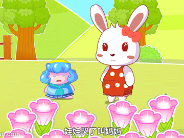 妹妹背着洋娃娃