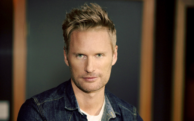 身为70后的brian tyler,从年龄上来讲,无疑是当代配乐界里的小字辈,但