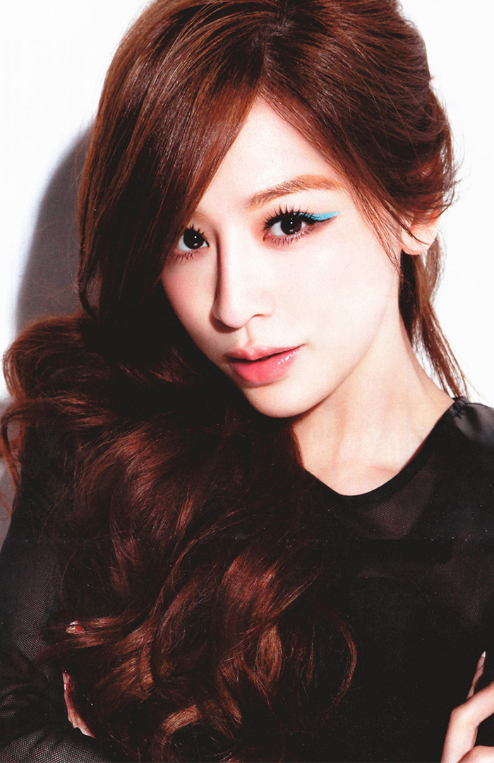 绛唇轻启 触碰忧伤