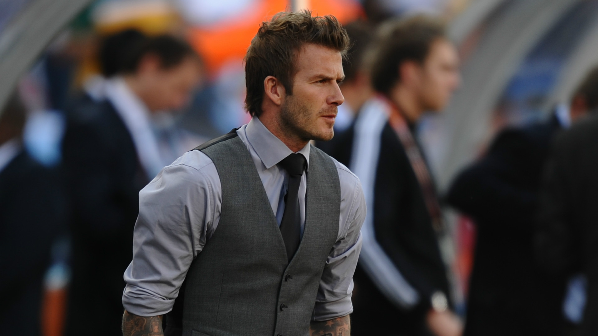 【世界杯段子】女足也能脱衣庆祝?齐达内世界杯练就铁头功