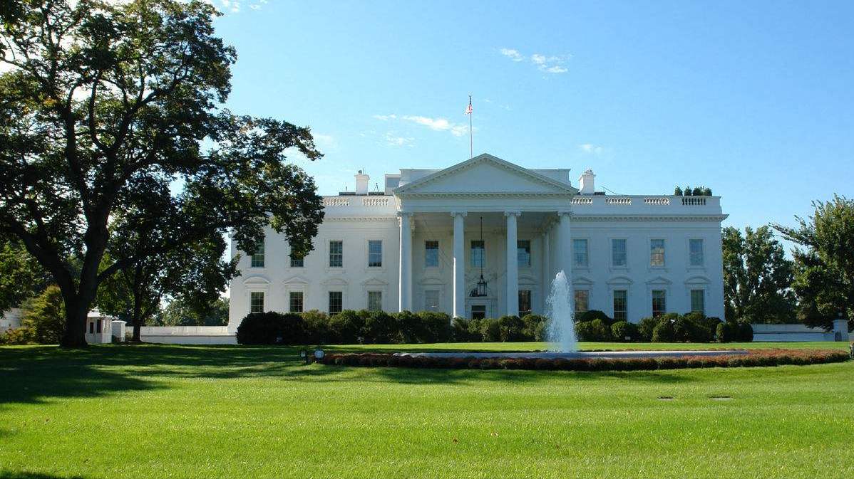 索马里首都区政府大楼遭汽车炸弹袭击 至少6人死亡_你的看法_腾讯视频