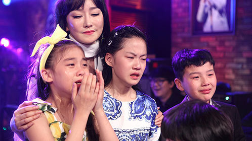 音乐大师课第2季萨顶顶泪流不止学生改编版老萨感恩老师