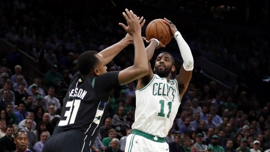 【得分】crossover!欧文超级变向晃晕汤普森