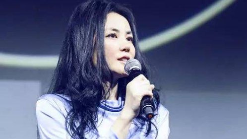 王菲演唱会怎么“玩”?