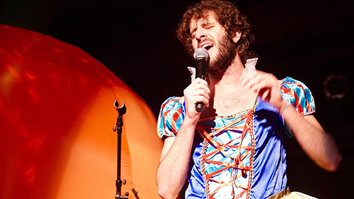 lil dicky,chris brown《freaky friday》官方版_潮音嘻哈都在这儿