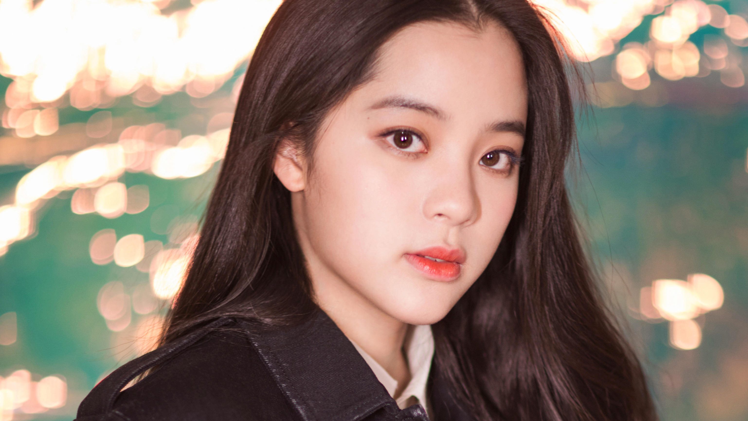 "能源"锁了!刘能扮演者王小利用王源手机壳