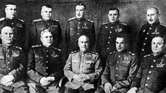 斯大林和他的元帅们