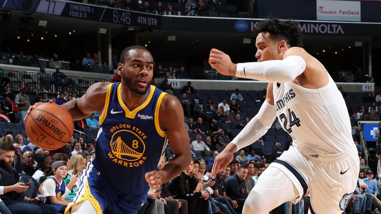 【原声回放】勇士vs灰熊第1节 格林助飞罗宾逊空接炸筐