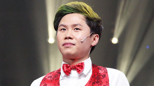 无挑梁世亨恶搞队友 李国主教你怎么过圣诞