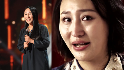 中国正在听尴尬吴晶晶参加好声音遭观众哄笑心理崩溃发挥失常